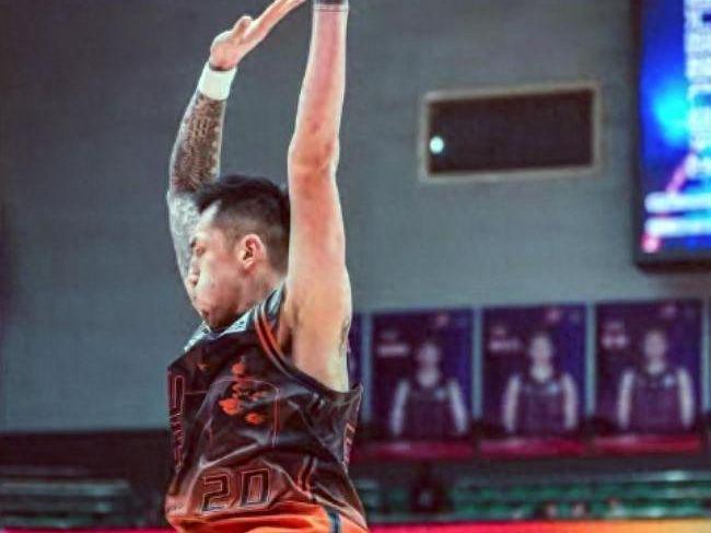 九游娱乐-俱乐部杯山东战稠州，两队四点相同半斤八两，一点不同高速有优势